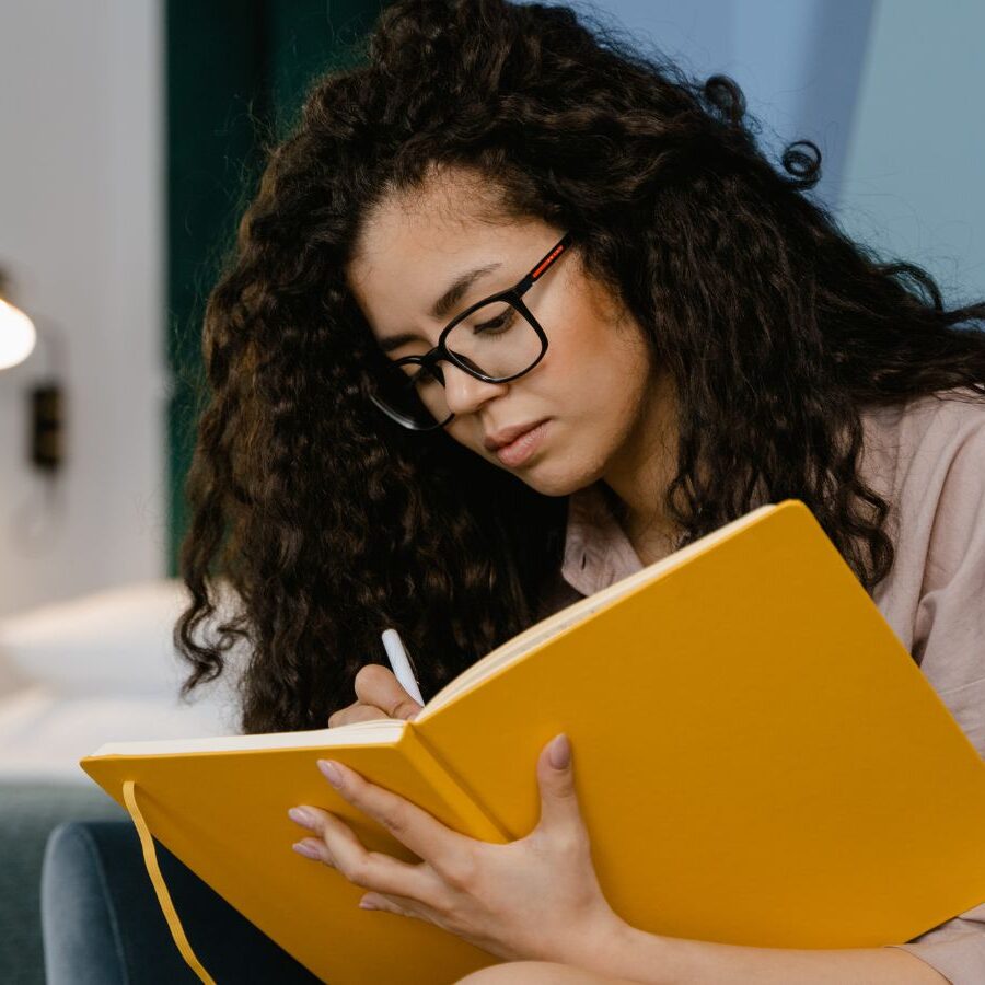 10 Essential Steps Start and Grow a Successful Women-Owned Business (4) 10 Essential Steps Start and Grow a Successful Women-Owned Business (4)